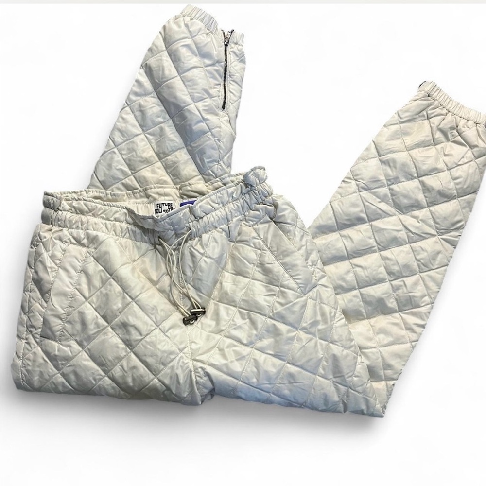 Quilted white puffer pants